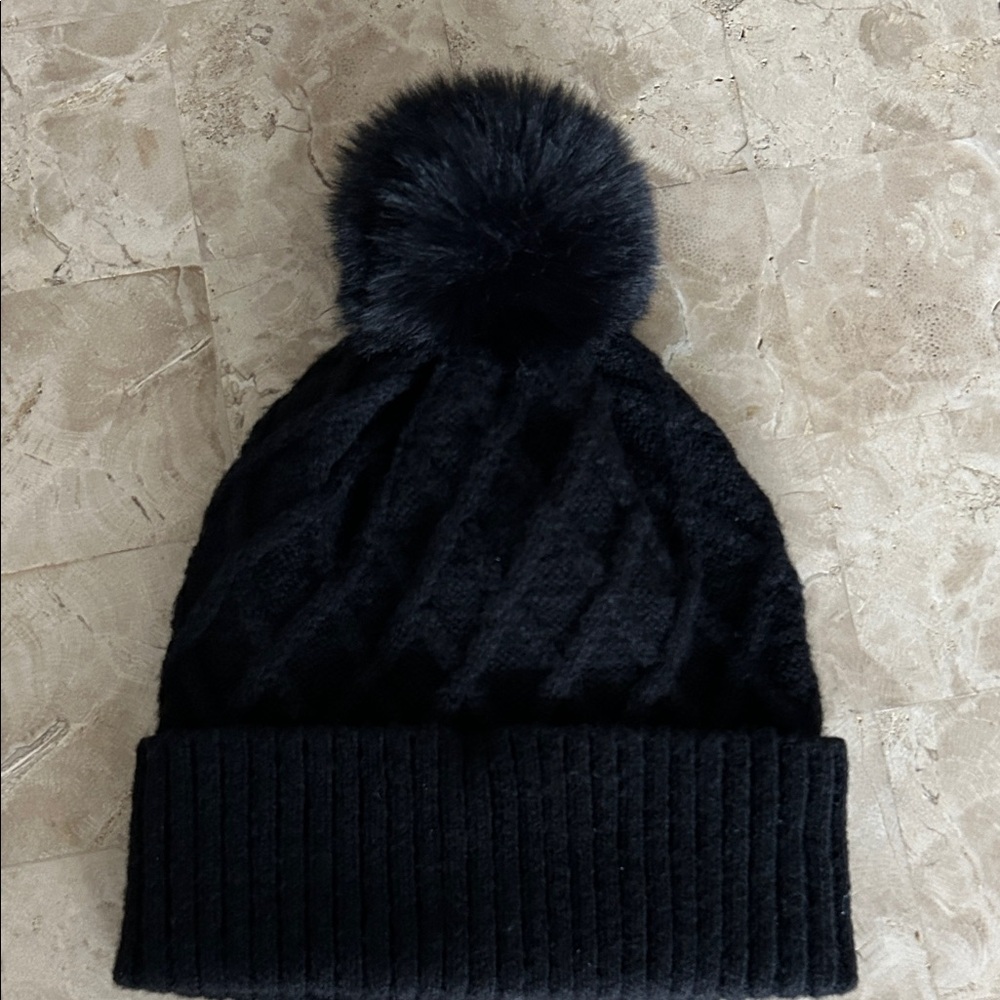 NWOT Nine West Black Knit Beanie/ Hat with Pom Pom